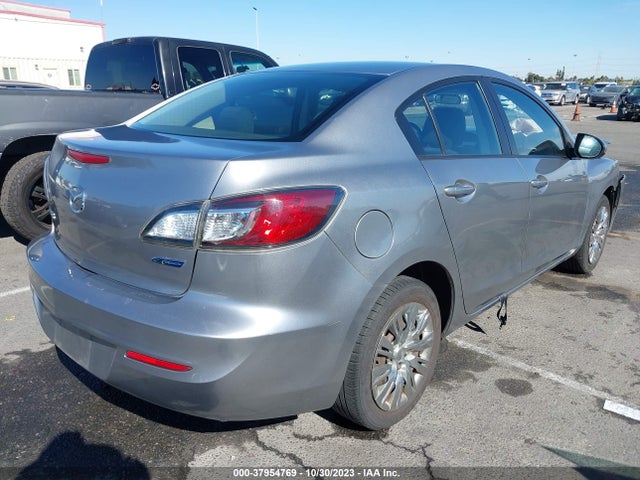 2013 MAZDA MAZDA3 I SPORT VIN: JM1BL1UP6D1765291