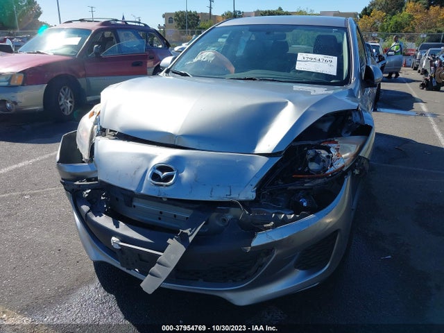 2013 MAZDA MAZDA3 I SPORT VIN: JM1BL1UP6D1765291