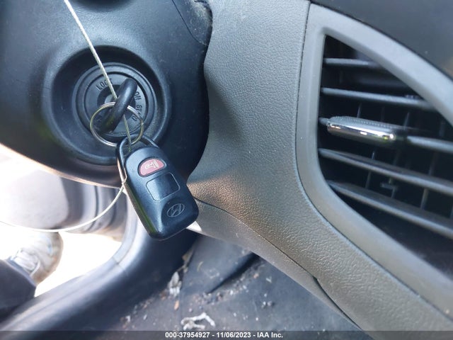 Продаж на аукціоні авто 2013 Hyundai Elantra Gls, vin: 5NPDH4AE8DH164729, номер лоту: 37954927