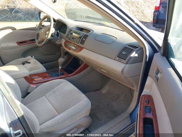 2002 TOYOTA CAMRY XLE VIN: 4T1BE32K32U533476