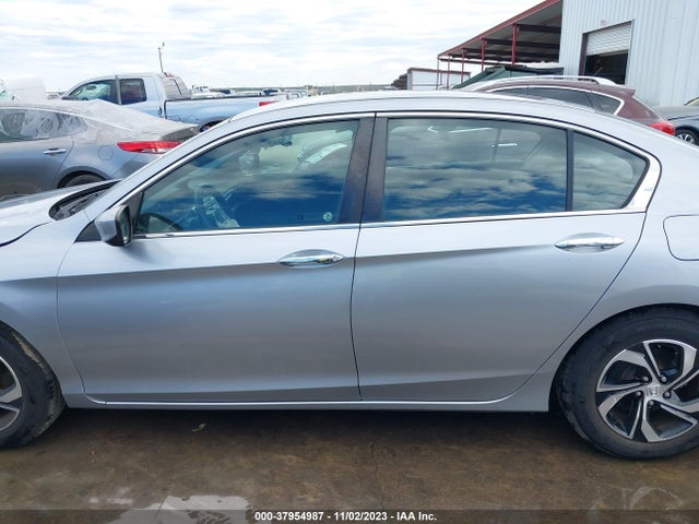 Honda ACCORD LX 2017 1HGCR2F31HA237362 Image 14