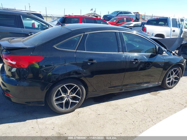 Ford FOCUS SE 2016 1FADP3F29GL252948 Image 13