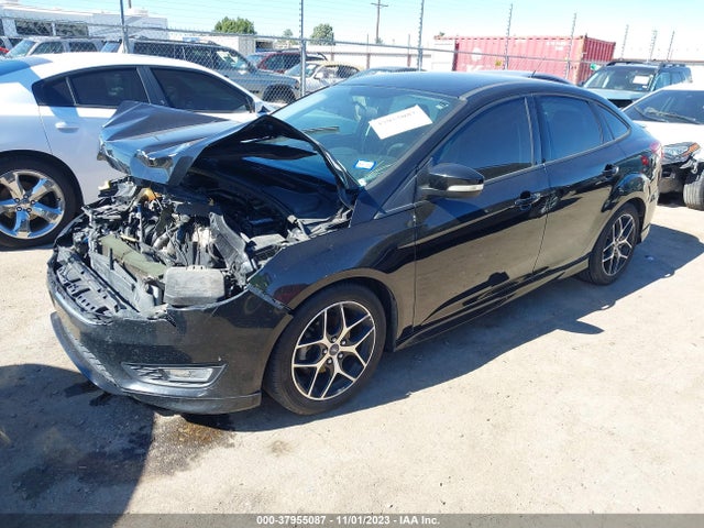 Ford FOCUS SE 2016 1FADP3F29GL252948 Image 2
