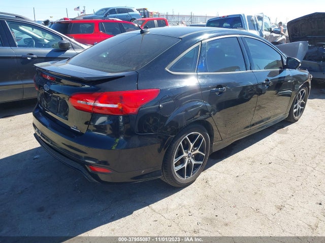 Ford FOCUS SE 2016 1FADP3F29GL252948 Image 4