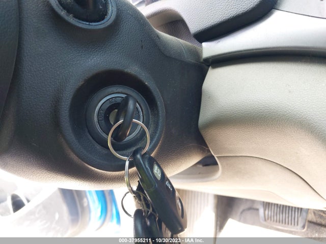 2017 HYUNDAI ELANTRA SE VIN: 5NPD84LFXHH082626