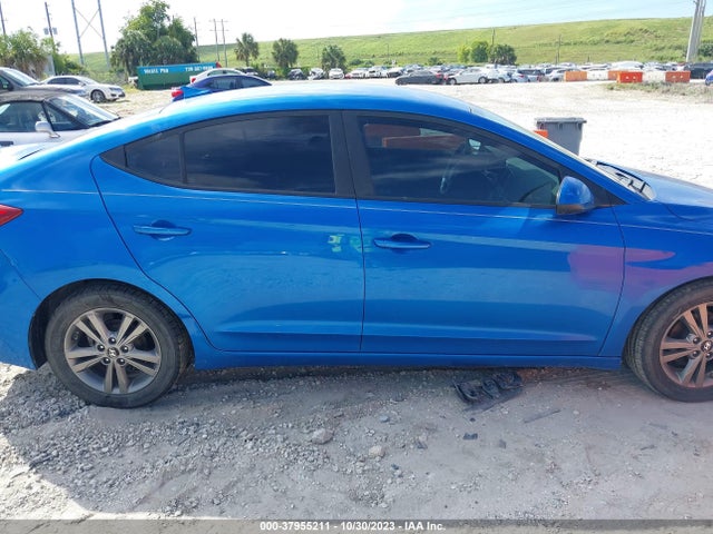 2017 HYUNDAI ELANTRA SE VIN: 5NPD84LFXHH082626