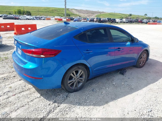 2017 HYUNDAI ELANTRA SE VIN: 5NPD84LFXHH082626