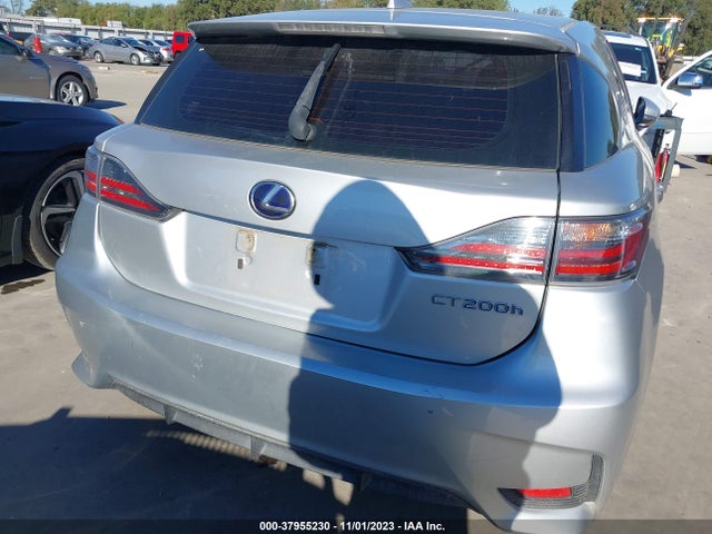 JTHKD5BH8E2196390 Lexus Ct 200h Hybrid