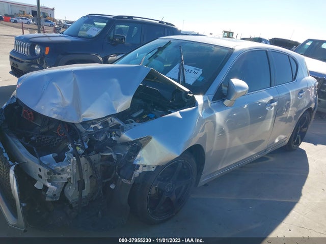 JTHKD5BH8E2196390 Lexus Ct 200h Hybrid