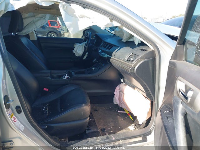 JTHKD5BH8E2196390 Lexus Ct 200h Hybrid