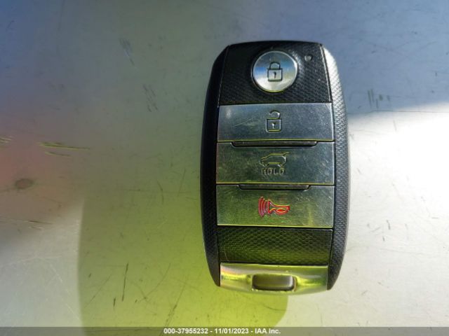5XYKW4A71FG625682 KIA Sorento Sx V6