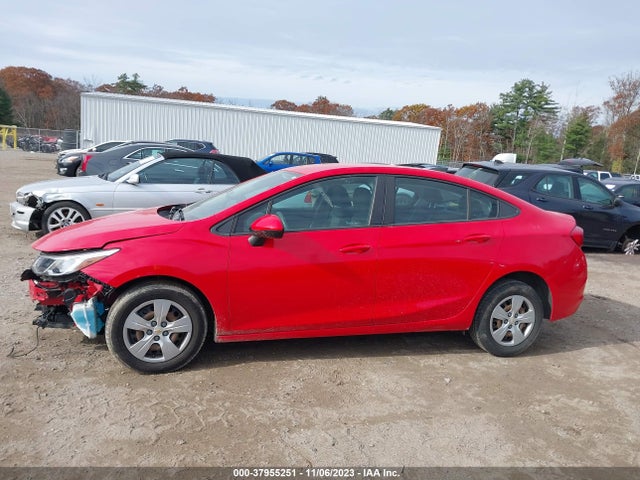 Chevrolet Cruze Ls Auto 2018 1G1BC5SM7J7202056 Image 15