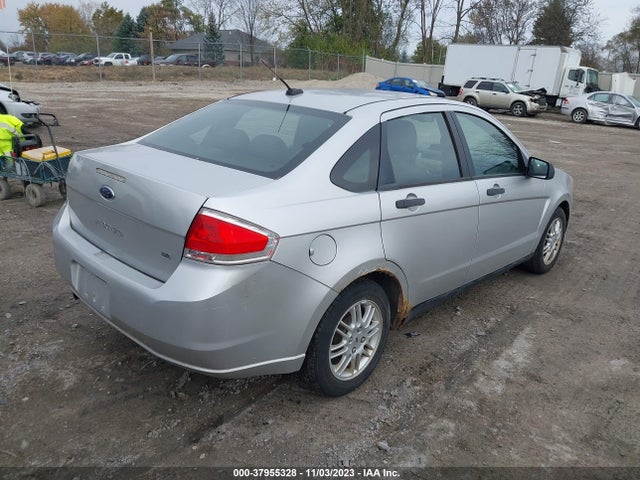 2010 FORD FOCUS SE VIN: 1FAHP3FN9AW127174