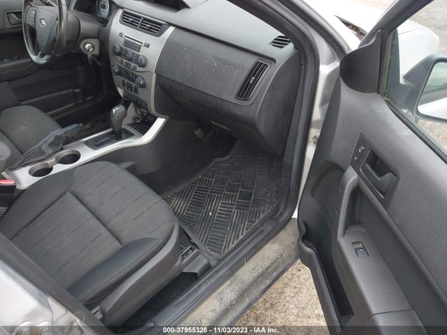 2010 FORD FOCUS SE VIN: 1FAHP3FN9AW127174