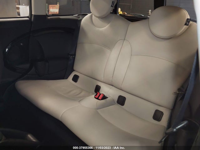 2011 MINI COOPER CLUBMAN WMWZF3C51BT187780 Photo 7