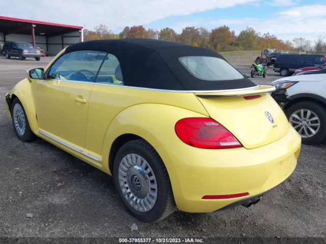 3VW517AT5FM812031 Volkswagen Beetle 1.8t