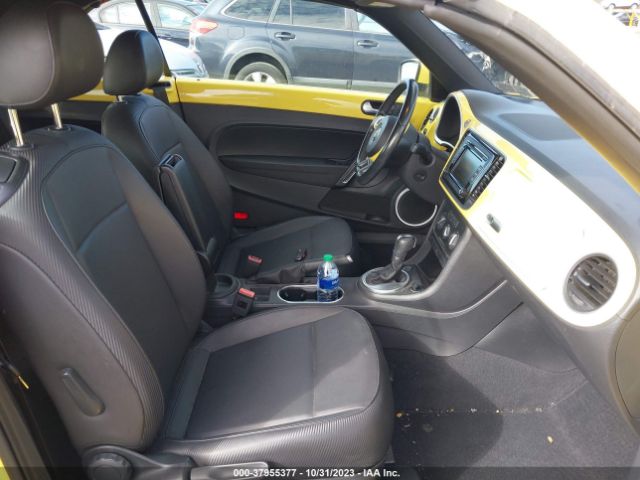 3VW517AT5FM812031 Volkswagen Beetle 1.8t