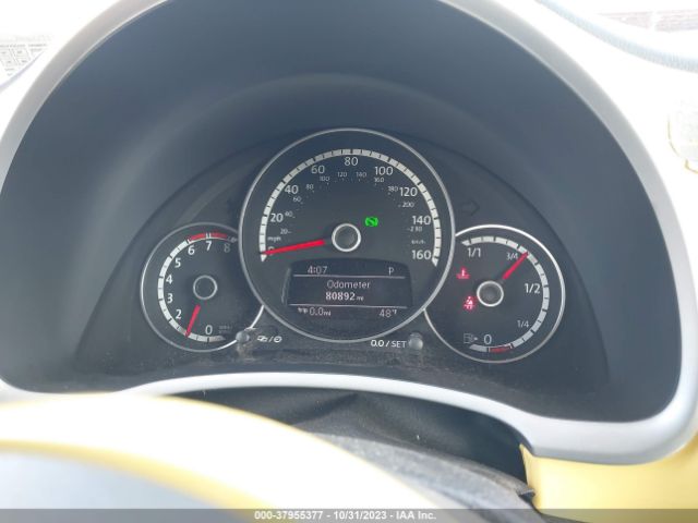 3VW517AT5FM812031 Volkswagen Beetle 1.8t