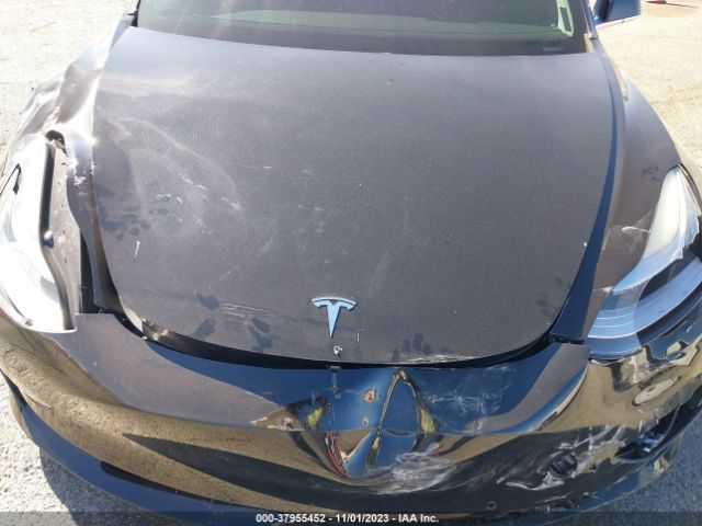 2017 TESLA MODEL 3 5YJ3E1EAXHF001613 Photo 9