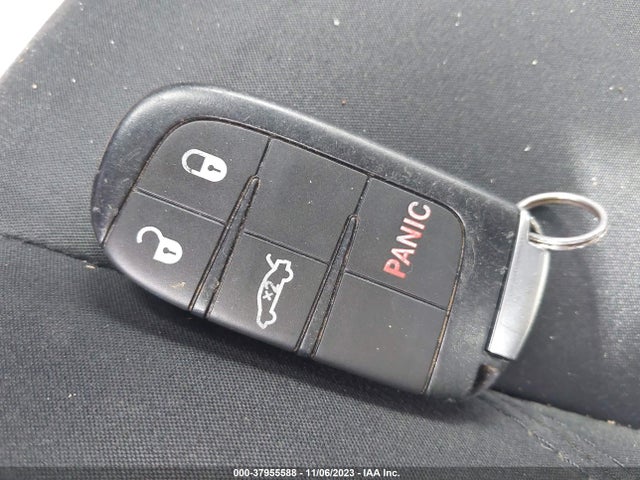 2C3CCAAG5KH687274 Chrysler 300 Touring