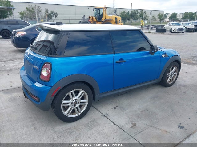 2012 MINI COOPER S WMWSV3C50CTY26365 Photo 3