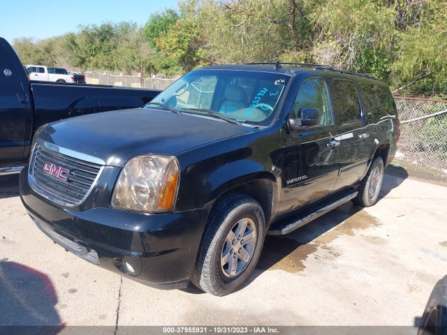 GMC Yukon Xl 1500 Slt 2014 1GKS1KE00ER227030 Image 2