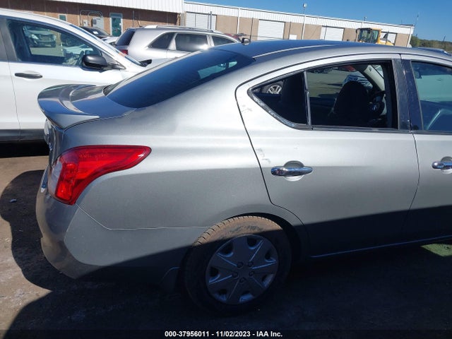 Nissan VERSA SV 2014 3N1CN7AP0EL812821 Image 6