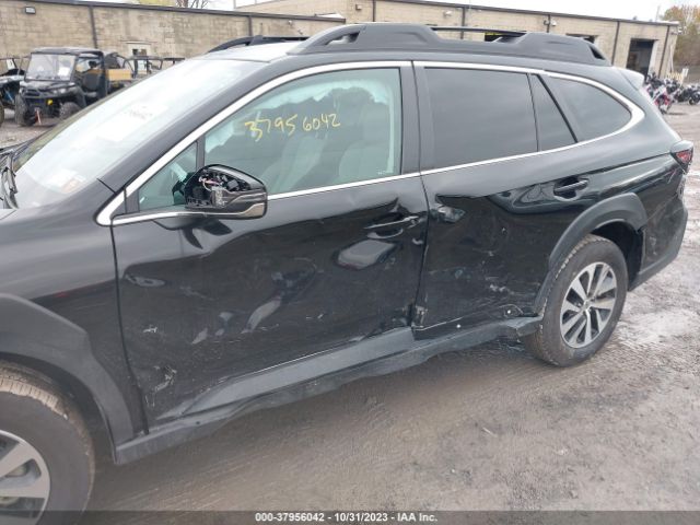 4S4BTADC5R3117803 Subaru Outback Premium