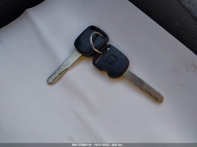 2010 HONDA CIVIC VP VIN: 2HGFA1F3XAH535477