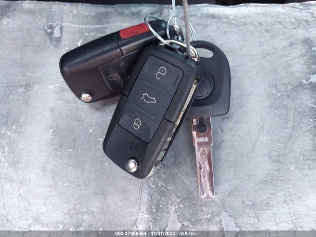 2002 VOLKSWAGEN JETTA GLS VIN: 3VWSP69M12M003175