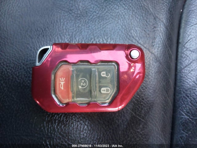 1C4HJXEG4KW626455 Jeep Wrangler Unlimited Sahara 4x4