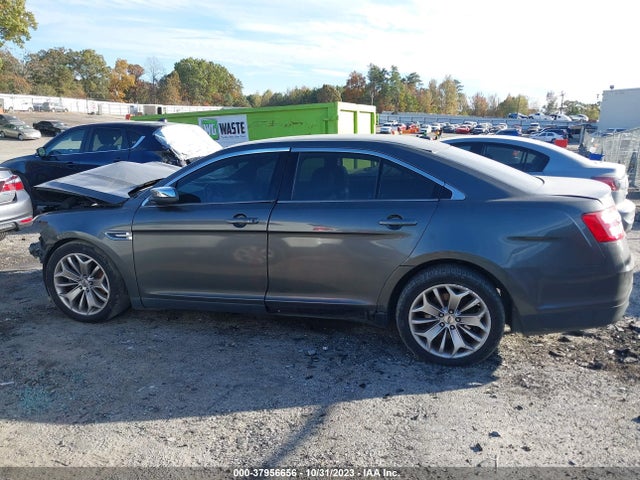 Ford Taurus Limited 2018 1FAHP2F88JG126225 Image 14