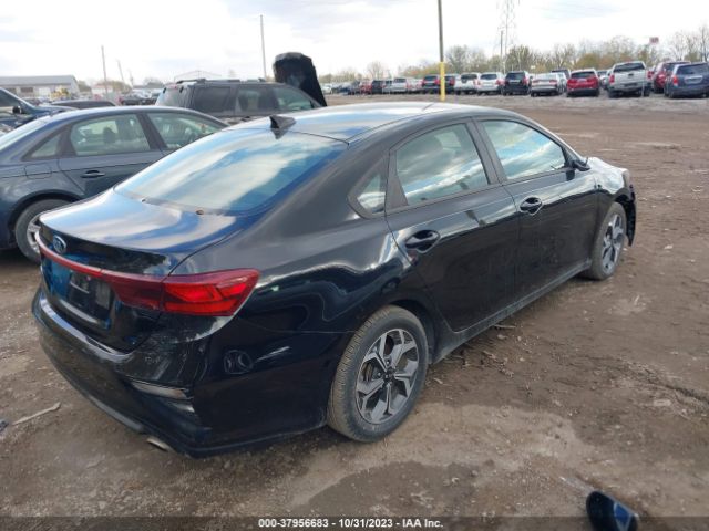 3KPF24AD7LE143195 KIA Forte Lxs