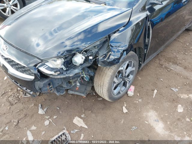 3KPF24AD7LE143195 KIA Forte Lxs