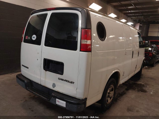 2004 CHEVROLET EXPRESS VIN: 1GCEG15X041238945