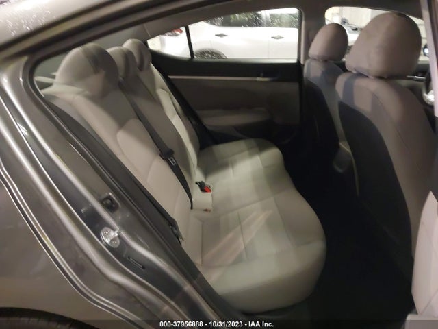 2019 HYUNDAI ELANTRA SE VIN: 5NPD74LF1KH488756