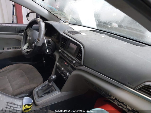 2020 HYUNDAI ELANTRA SE VIN: 5NPD74LFXLH556392