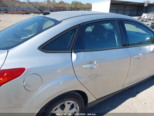 2012 FORD FOCUS SE VIN: 1FAHP3F26CL206652
