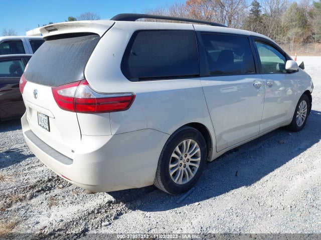 Toyota Sienna Xle 8 Passenger 2015 5TDYK3DC0FS549092 Image 4