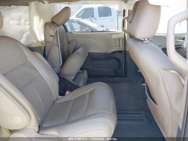 Toyota Sienna Xle 8 Passenger 2015 5TDYK3DC0FS549092 Image 8