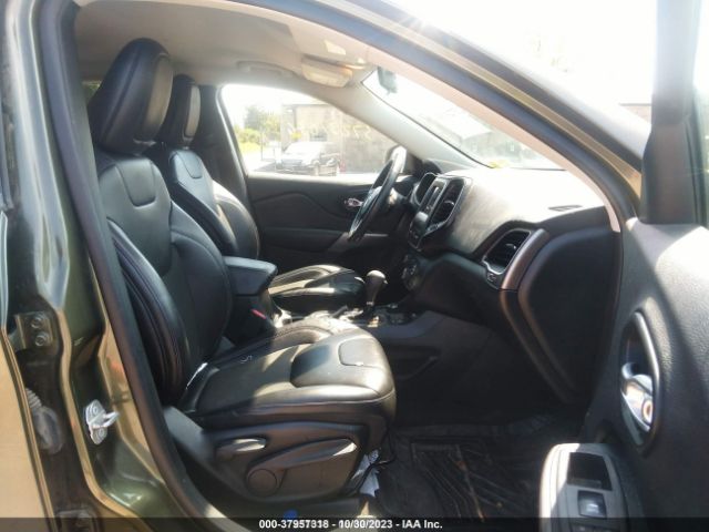 1C4PJMLX6KD156552 Jeep Cherokee Latitude Plus