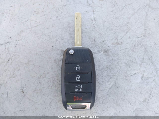 KIA Optima Lx 2015 5XXGM4A71FG440869 Image 11