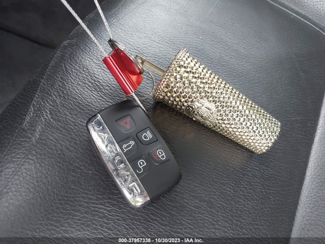 2015 JAGUAR XF SAJWA0FSXFPU73938 Photo 10