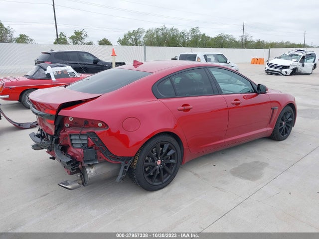 2015 JAGUAR XF SAJWA0FSXFPU73938 Photo 3