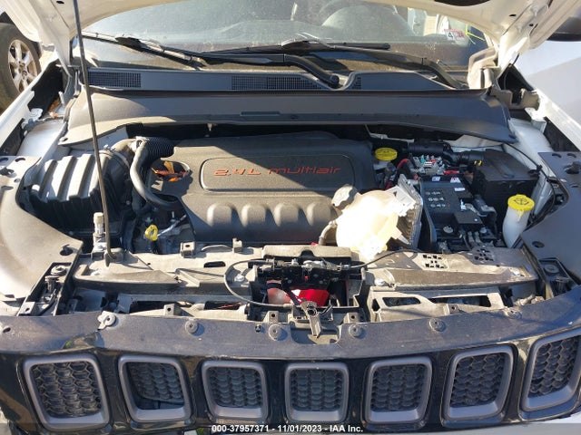 3C4NJCEB7MT587532 Jeep Compass 80th Anniversary Fwd