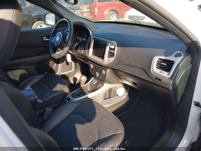3C4NJCEB7MT587532 Jeep Compass 80th Anniversary Fwd