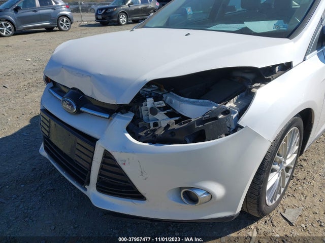 2012 FORD FOCUS SEL VIN: 1FAHP3M21CL126887