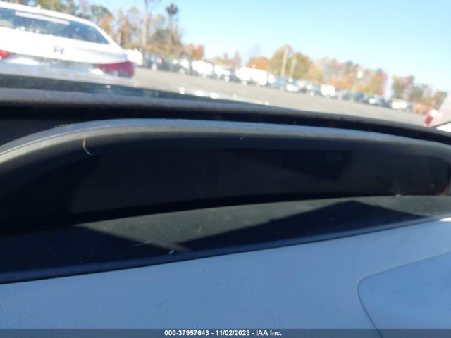 Toyota Prius Two Eco 2016 JTDKARFU4G3003948 Image 7