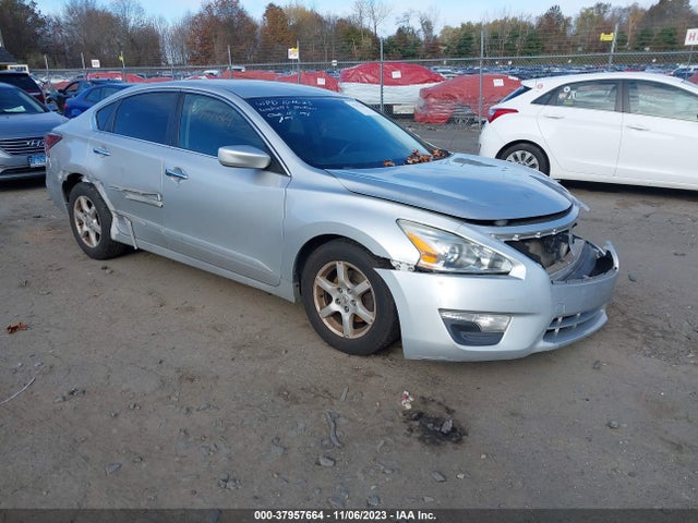 Nissan Altima 2.5 S 2015 1N4AL3AP6FC470491 Image 1