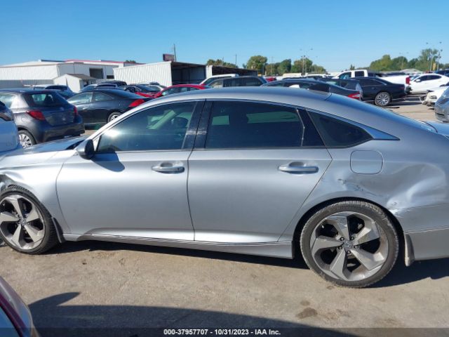 1HGCV1F95JA034720 Honda Accord Touring